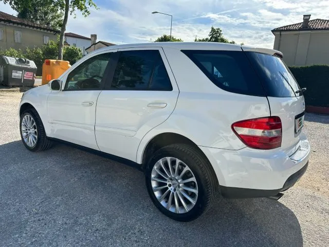 Mercedes-Benz ML 350 Leggi testo con GPL 4X4 AUTOMATICO Sport - Foto 10