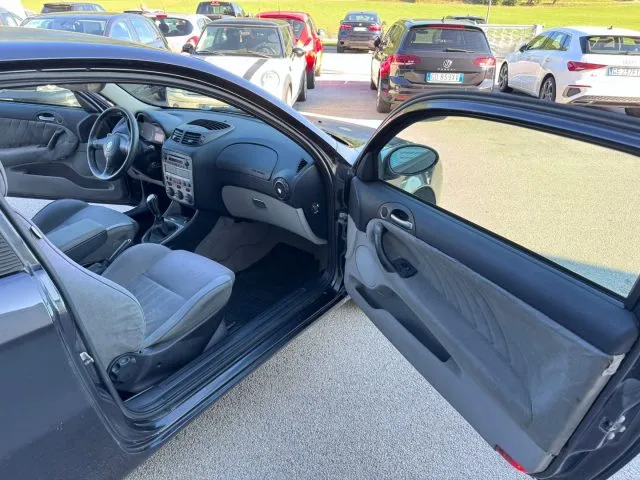 Alfa romeo 147 - dettaglio 19