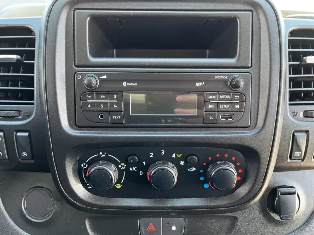 Opel Vivaro 1.6 130CV - Foto 13