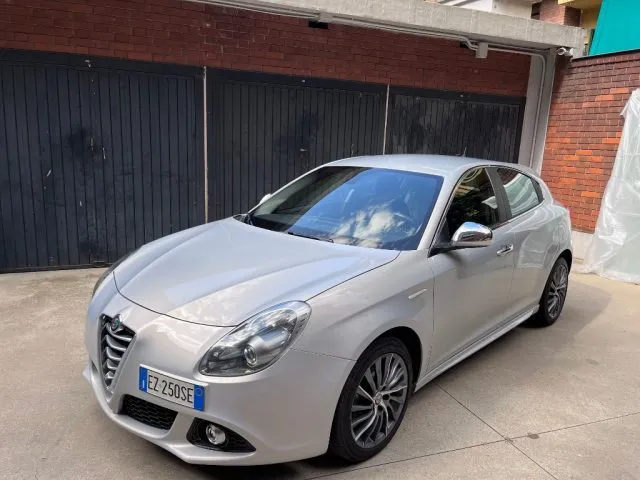 Alfa Romeo Giulietta Giulietta 1.6 JTDm-2 105 CV Distinctive - Foto 1
