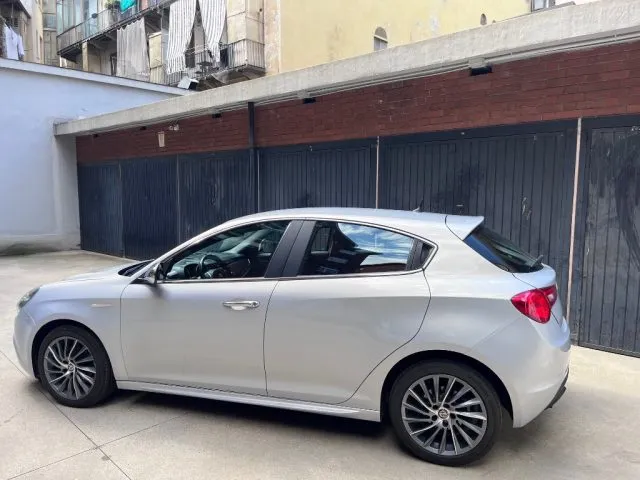 Alfa Romeo Giulietta Giulietta 1.6 JTDm-2 105 CV Distinctive - Foto 6
