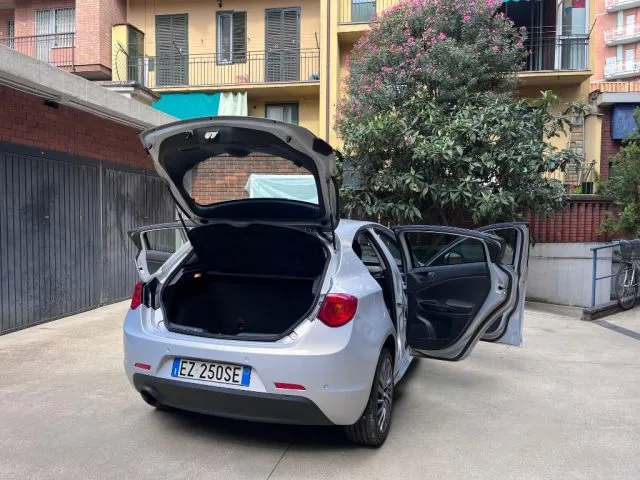 Alfa Romeo Giulietta Giulietta 1.6 JTDm-2 105 CV Distinctive - Foto 11