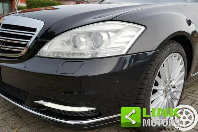 Mercedes-Benz S 500 Avantgarde 5.5 V8 388CV 7G-Tronic - 2010 - Foto 8