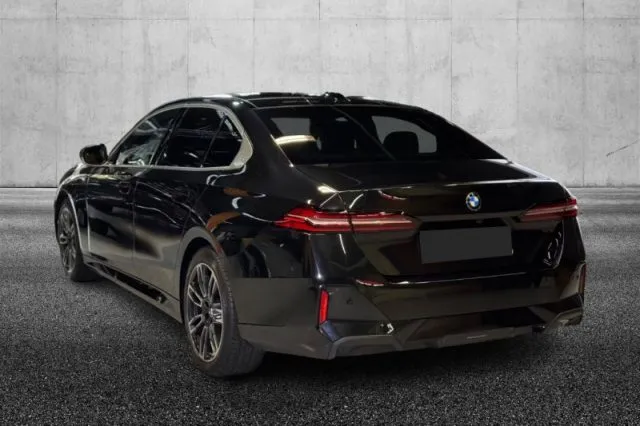 Bmw 520 - dettaglio 4