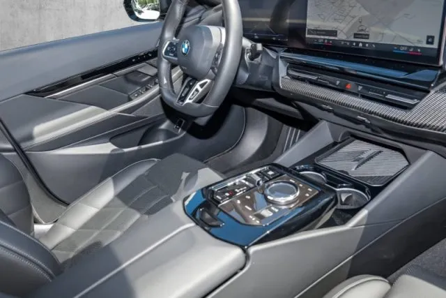 Bmw 520 - dettaglio 4