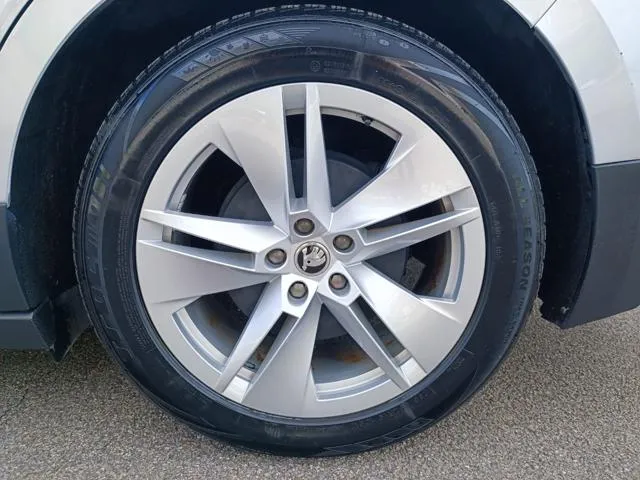 Skoda Enyaq IV 60 - Foto 6
