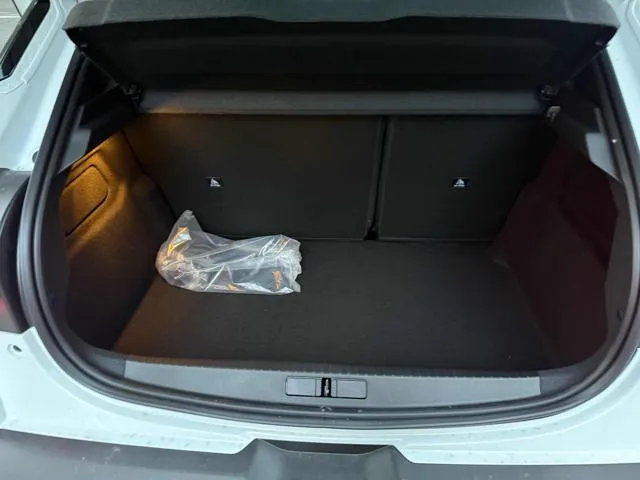 Lancia Ypsilon Hybrid e-DCT - Foto 14