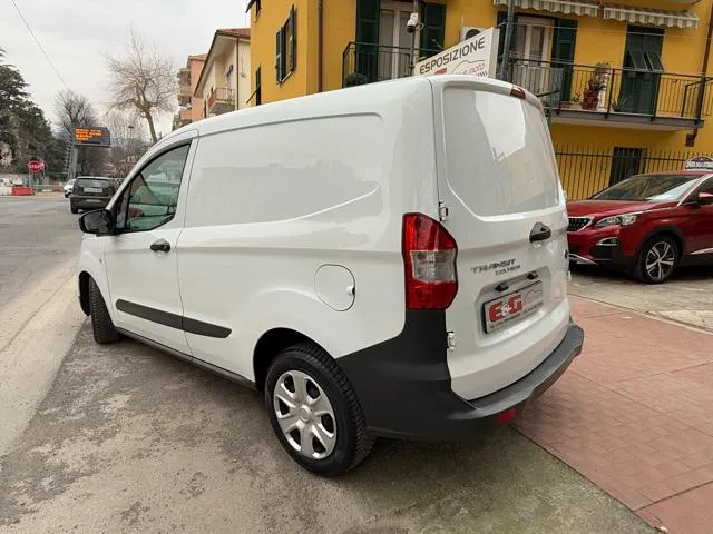 Ford Transit Courier 1.5 TDCi 75CV Van Trend NESSUN VINCOLO - Foto 6