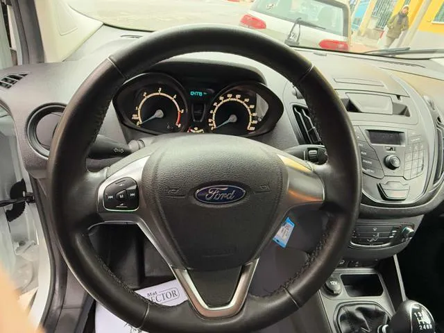 Ford Transit Courier 1.5 TDCi 75CV Van Trend NESSUN VINCOLO - Foto 12