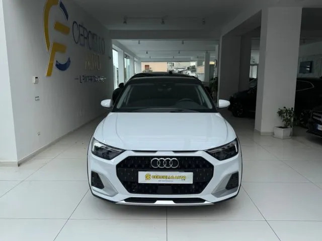 Audi A1 allstreet 30 TFSI S tronic Admired Contrast da?259 - Foto 1