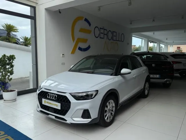 Audi A1 allstreet 30 TFSI S tronic Admired Contrast da?259 - Foto 2