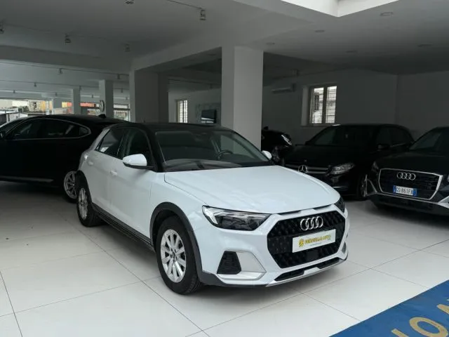 Audi A1 allstreet 30 TFSI S tronic Admired Contrast da?259 - Foto 3