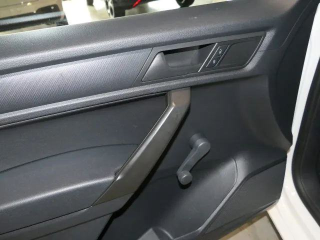 Volkswagen Caddy 1.0 TSI 102 CV Furgone Bus. + IVA - Foto 9