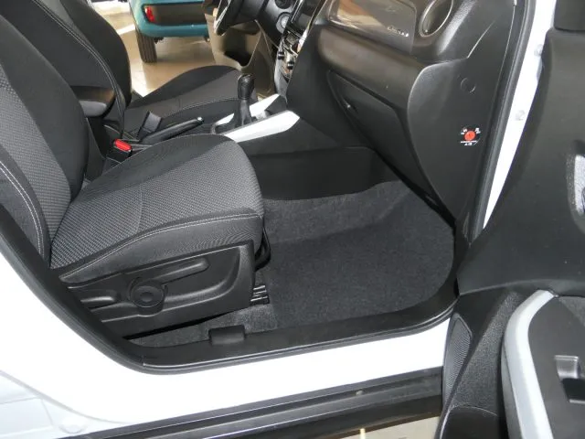 Suzuki Vitara 1.6 VVT 4WD AllGrip V-Cool - Foto 8