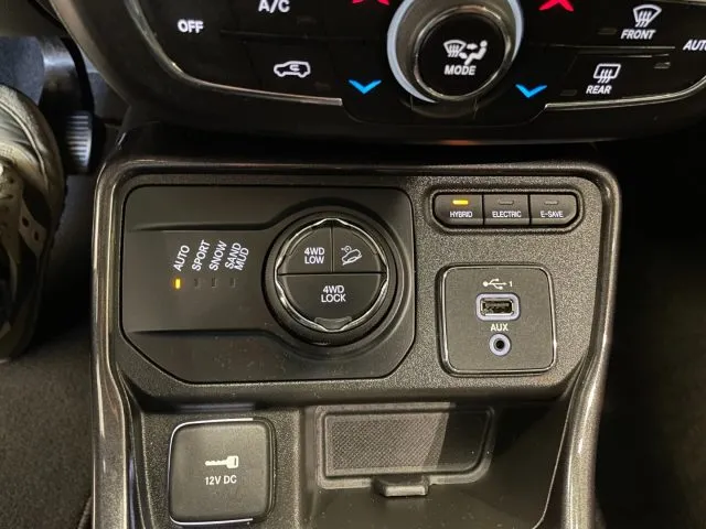 Jeep Compass 1.3 Turbo T4 PHEV AT6 4xe Limited Plug in 190CV - Foto 10