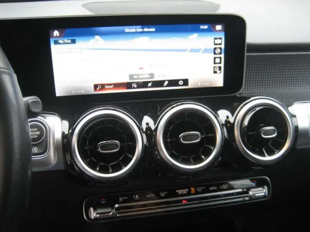 Mercedes-Benz GLB 200 D AUTOMATIC SPORT PLUS - Foto 4