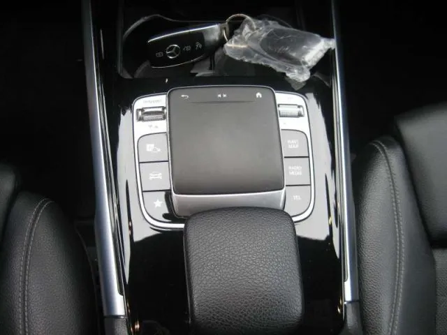 Mercedes-Benz GLB 200 D AUTOMATIC SPORT PLUS - Foto 5