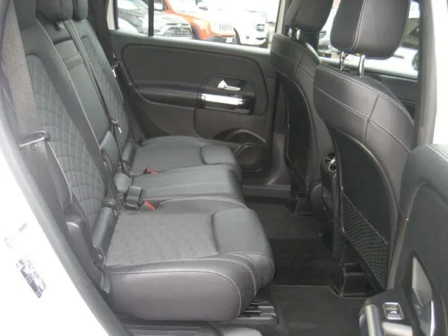 Mercedes-Benz GLB 200 D AUTOMATIC SPORT PLUS - Foto 7