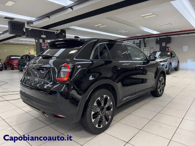 Fiat 600 Hybrid 100 CV DCT MHEV La Prima--12.600KM - Foto 6