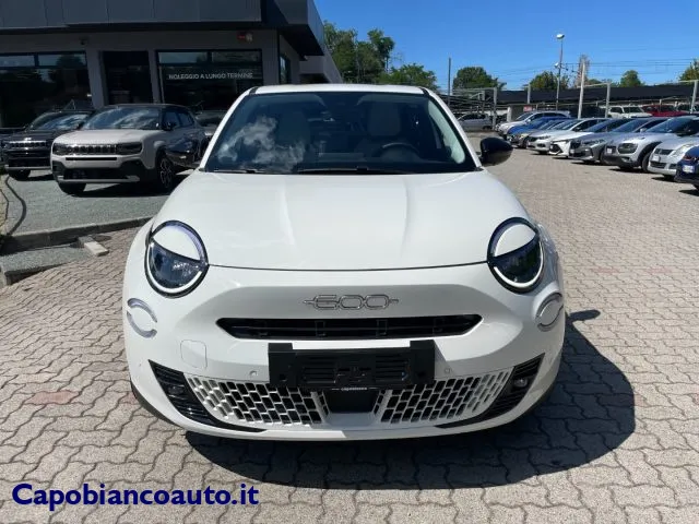 Fiat 600 Hybrid 100 CV DCT MHEV La Prima--7.900KM! - Foto 2