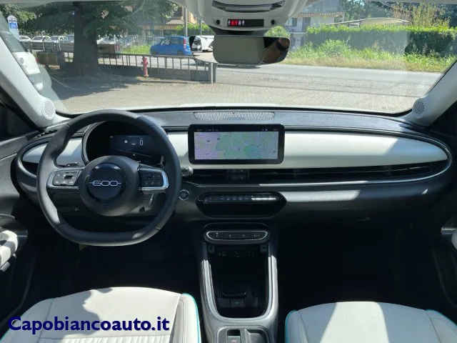Fiat 600 Hybrid 100 CV DCT MHEV La Prima--7.900KM! - Foto 13