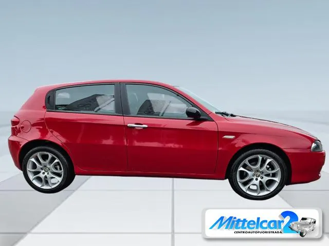 Alfa romeo 147 - dettaglio 2
