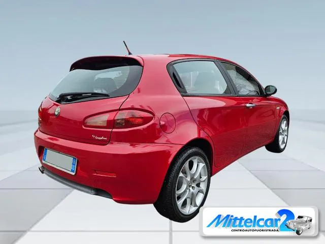 Alfa romeo 147 - dettaglio 3
