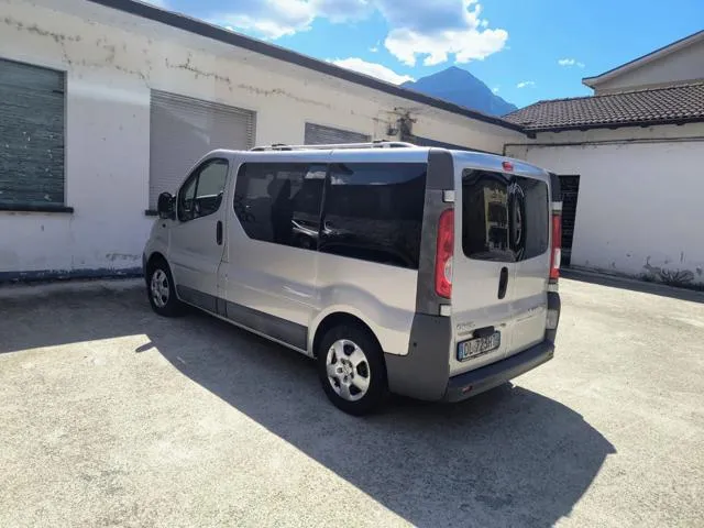 Opel Vivaro 27 2.0 CDTI 120CV PC-TN Combi 9 posti - Foto 7