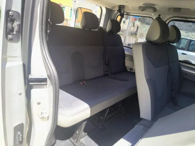 Opel Vivaro 27 2.0 CDTI 120CV PC-TN Combi 9 posti - Foto 9