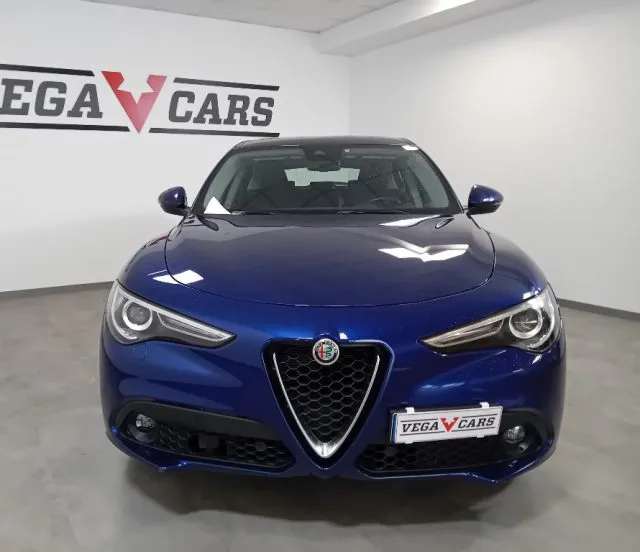 Alfa Romeo Stelvio Stelvio 2.2 T.diesel 160CV AT8 RWD Bus. - Foto 2