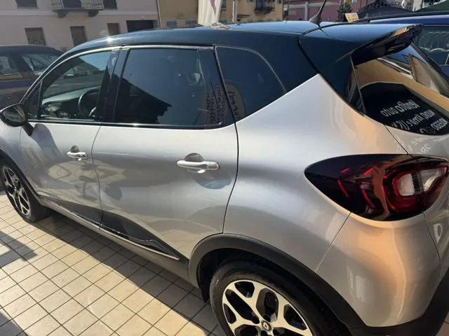 Renault Captur Captur dCi 8V 90 CV EDC Sport Edition2 - Foto 4