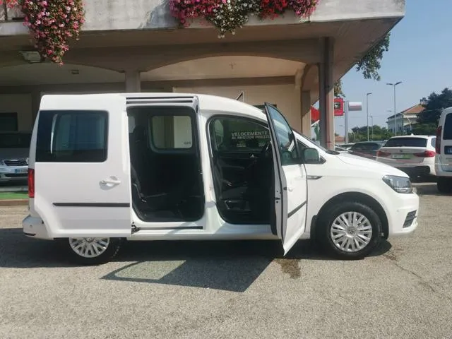 Volkswagen Caddy 1.4 TGI DSG Trendline 5 POSTI / + IVA - Foto 11