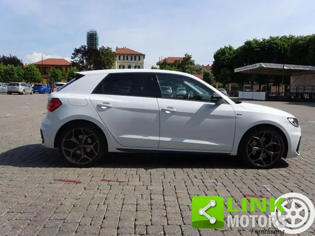 Audi A1 A1 SPB 40 TFSI S tronic Identity Black - Foto 1