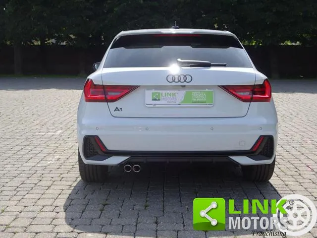 Audi A1 A1 SPB 40 TFSI S tronic Identity Black - Foto 4