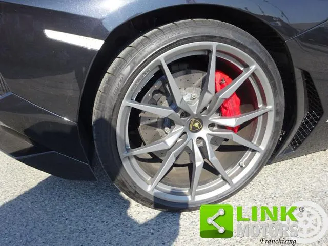 Lamborghini Aventador Aventador 6.5 V12 LP700-4 Roadster - Foto 13
