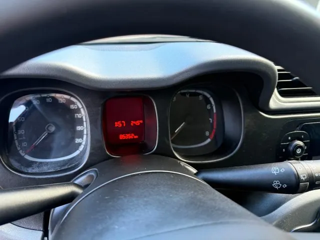 Fiat Panda 1.0 FireFly S&S Hybrid City Life - Foto 14