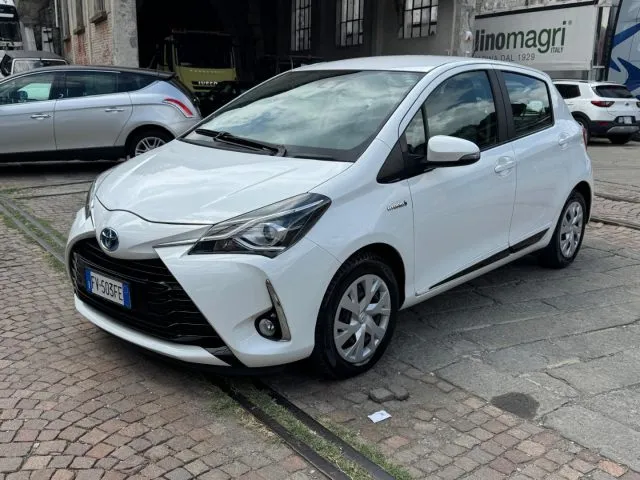 Toyota Yaris 1.5 Hybrid 5 porte Active - Foto 2