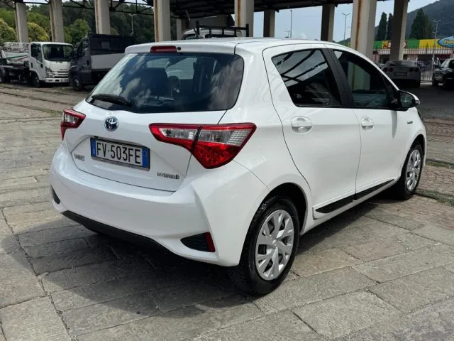 Toyota Yaris 1.5 Hybrid 5 porte Active - Foto 5