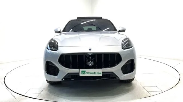 Maserati Grecale 2.0 MHEV AWD Modena 330CV * PELLE *TETTO APRIBLE* - Foto 2