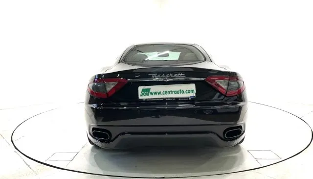 Maserati Granturismo 4.7 V8 Sport Coupe' CAMBIOCORSA * PELLE * - Foto 4