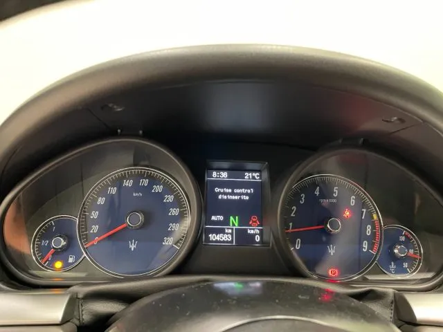 Maserati Granturismo 4.7 V8 Sport Coupe' CAMBIOCORSA * PELLE * - Foto 5
