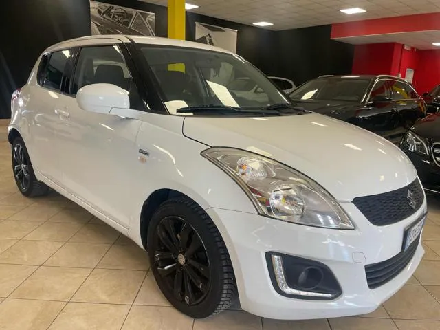 Suzuki Swift 1.3 DDiS 5 porte B-Cool - Foto 4