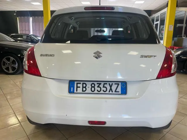 Suzuki Swift 1.3 DDiS 5 porte B-Cool - Foto 6