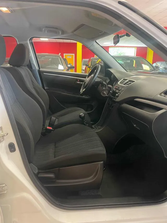 Suzuki Swift 1.3 DDiS 5 porte B-Cool - Foto 11