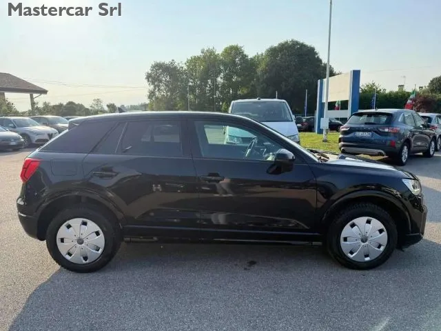 Audi Q2 Q2 1.6 tdi  -  targa  FR665BF - Foto 8