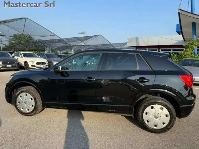 Audi Q2 Q2 1.6 tdi  -  targa  FR665BF - Foto 9