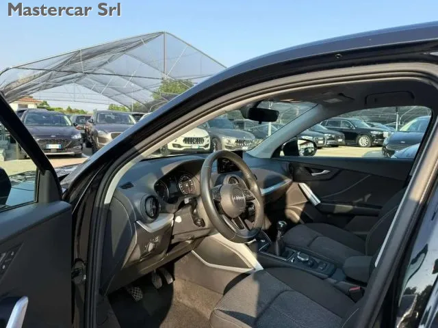 Audi Q2 Q2 1.6 tdi  -  targa  FR665BF - Foto 11