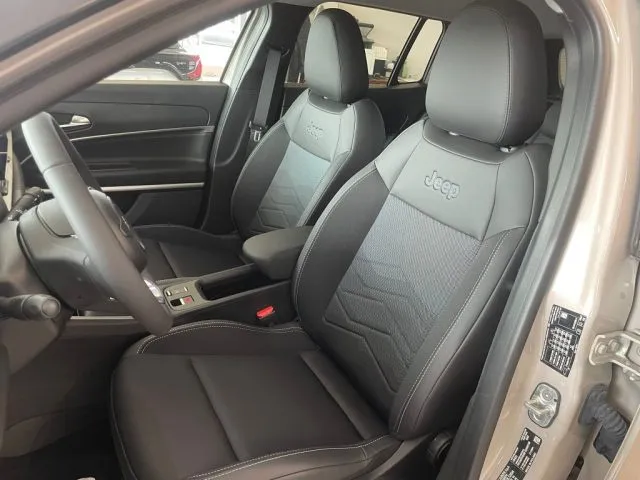 Jeep Avenger Avenger 1.2 Turbo Summit - Foto 6
