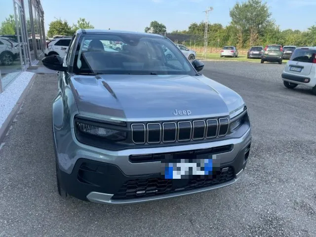 Jeep Avenger 1.2 Turbo 100 CV MHEV Altitude - Foto 4