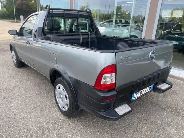 Fiat Strada 1.3 MJT Pick-up - Foto 11